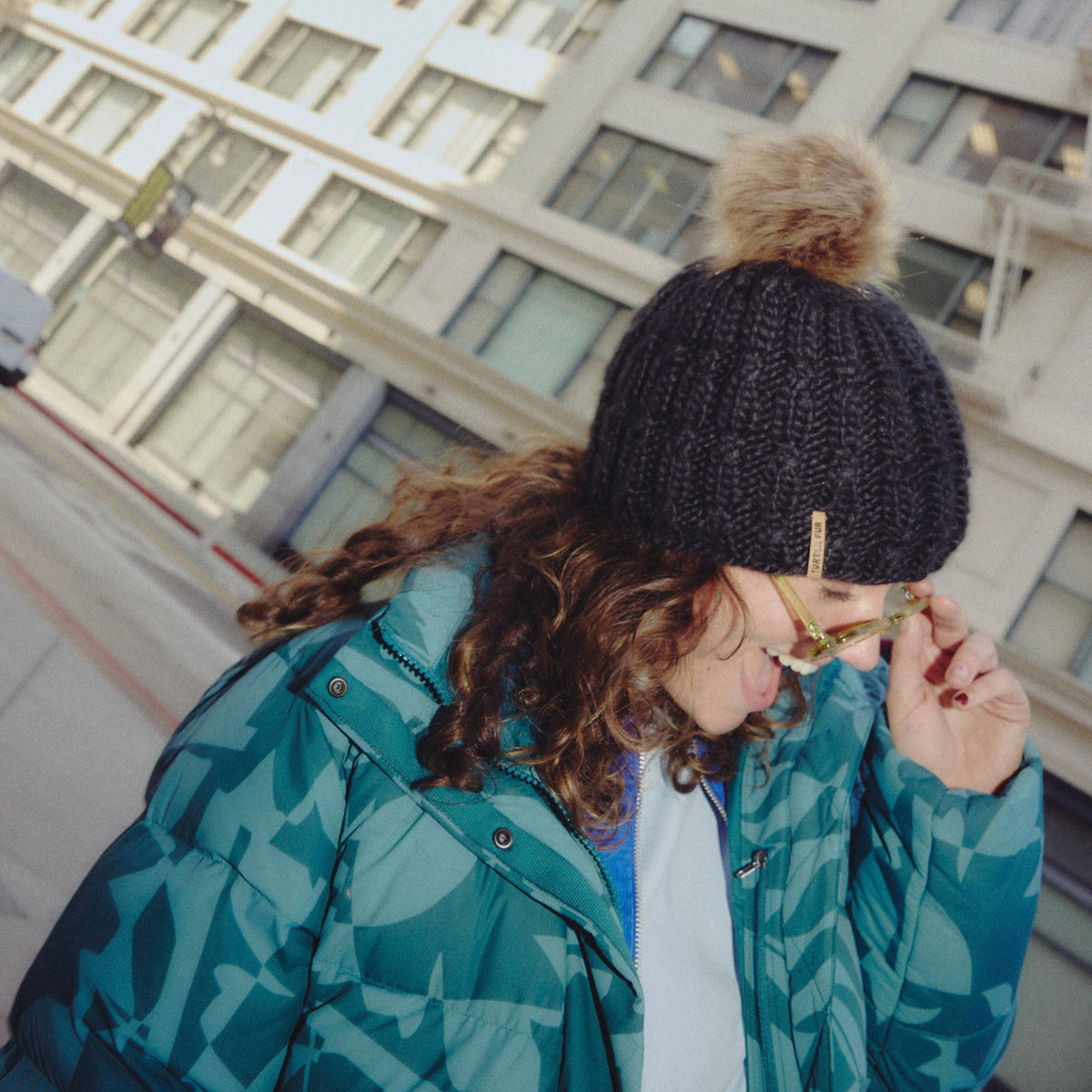 Fifi Faux Fur Pom / Color-Meteor