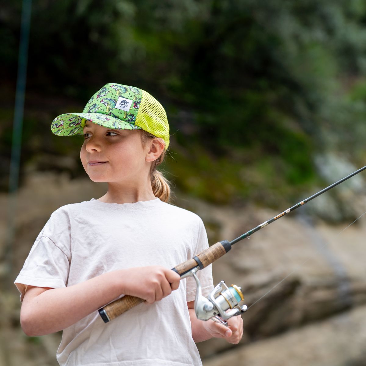 Kids Quest Trucker Hat / Color-Gone Fishin'